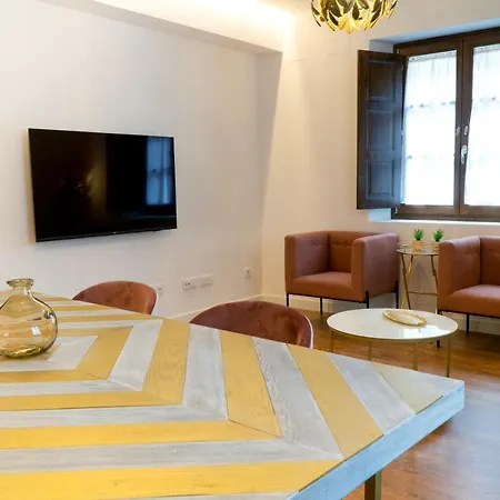 Cervantes 5 Collection Sefarad Con Terraza Delux アパート